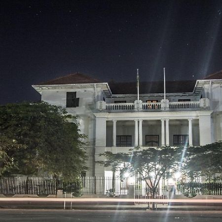 Bulawayo Club Hotel Exterior photo
